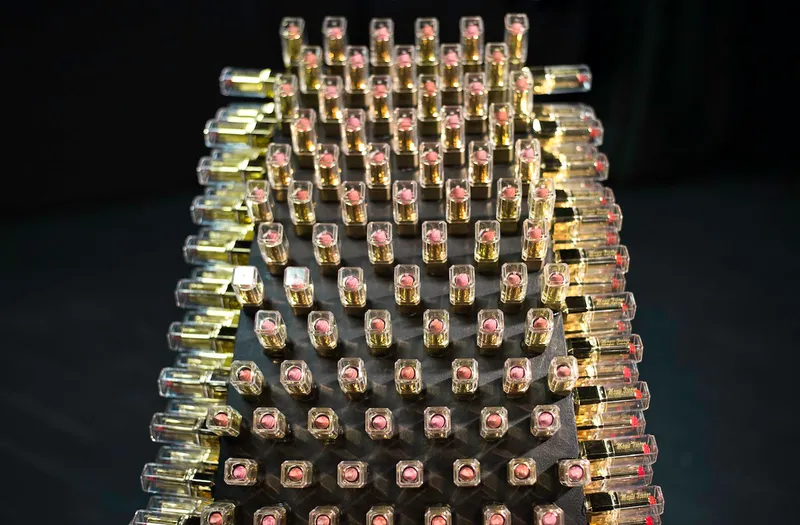 Art object made of contemporary cosmetics 'Courage' — detail photo 15