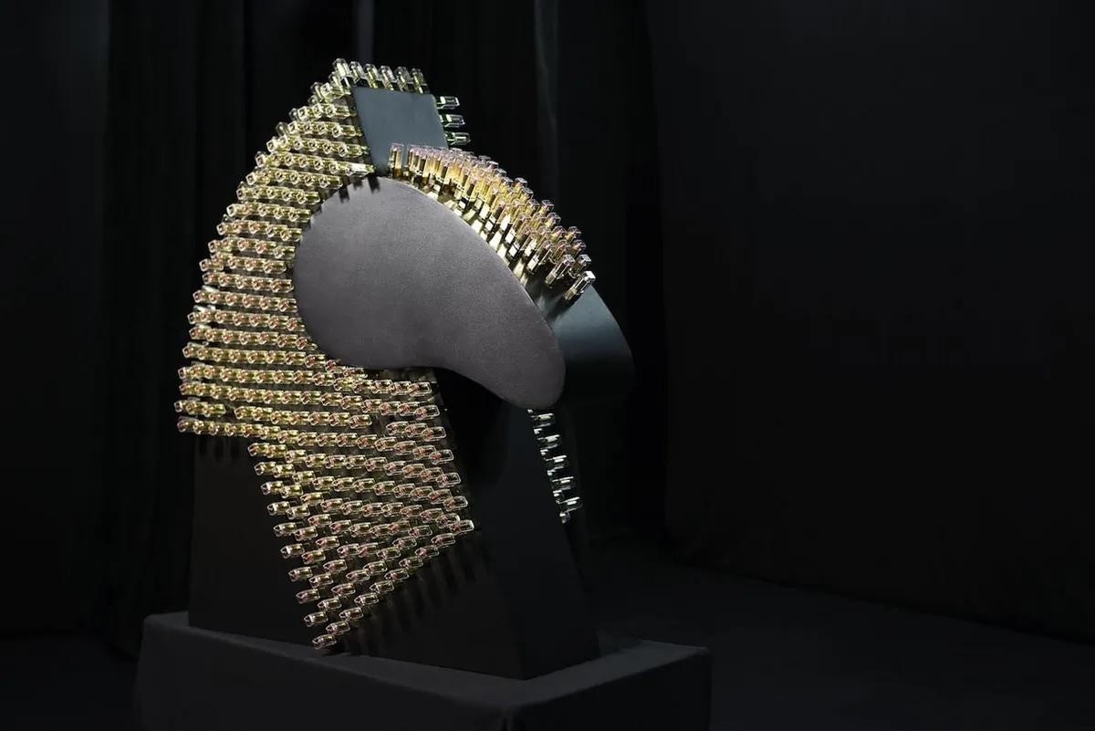 Art object made of contemporary cosmetics 'Courage' — detail photo 6