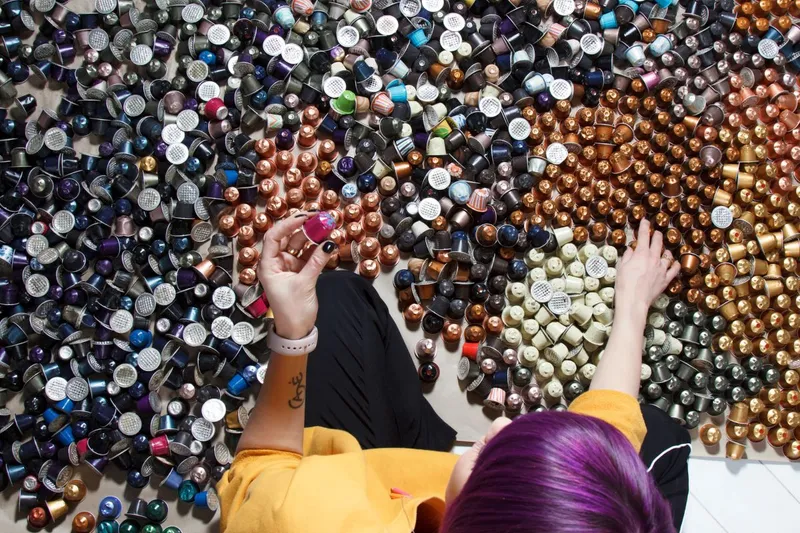 Art installation made from used coffee pods — Crown — detail photo 13