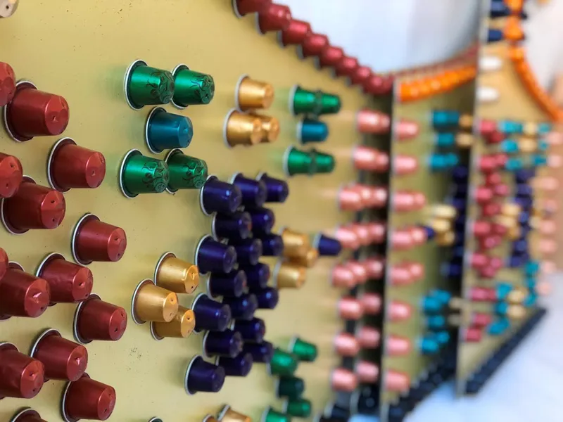 Art installation made from used coffee pods — Crown — detail photo 4