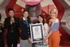 Lipstick sculpture - Guinness world record for art object — detail photo 1