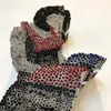 Magazine sculpture Reading Woman — detail photo 12