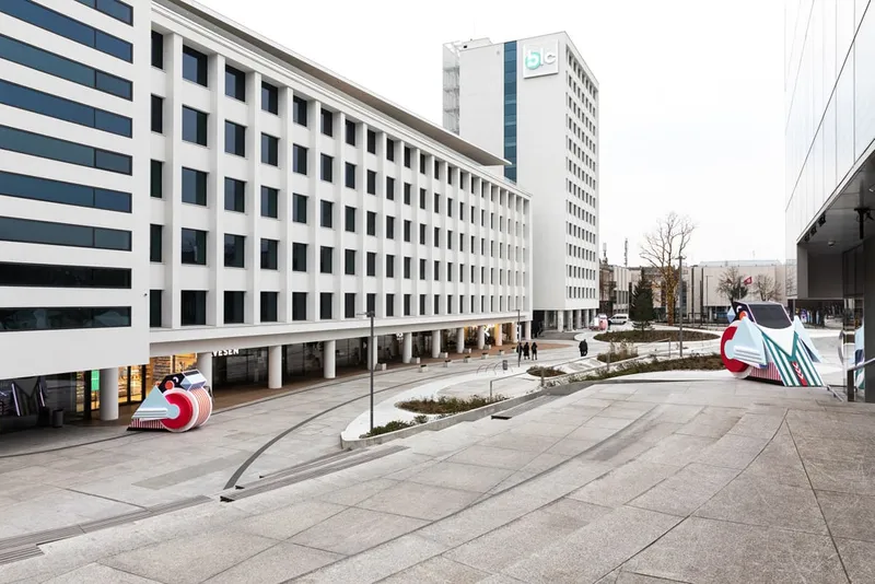 Kauno Vienybės aikštė. Netradicinis meno projektas Sniegena — nuotrauka 25