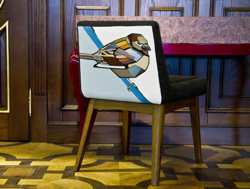 Paintings on furniture — detail photo 6